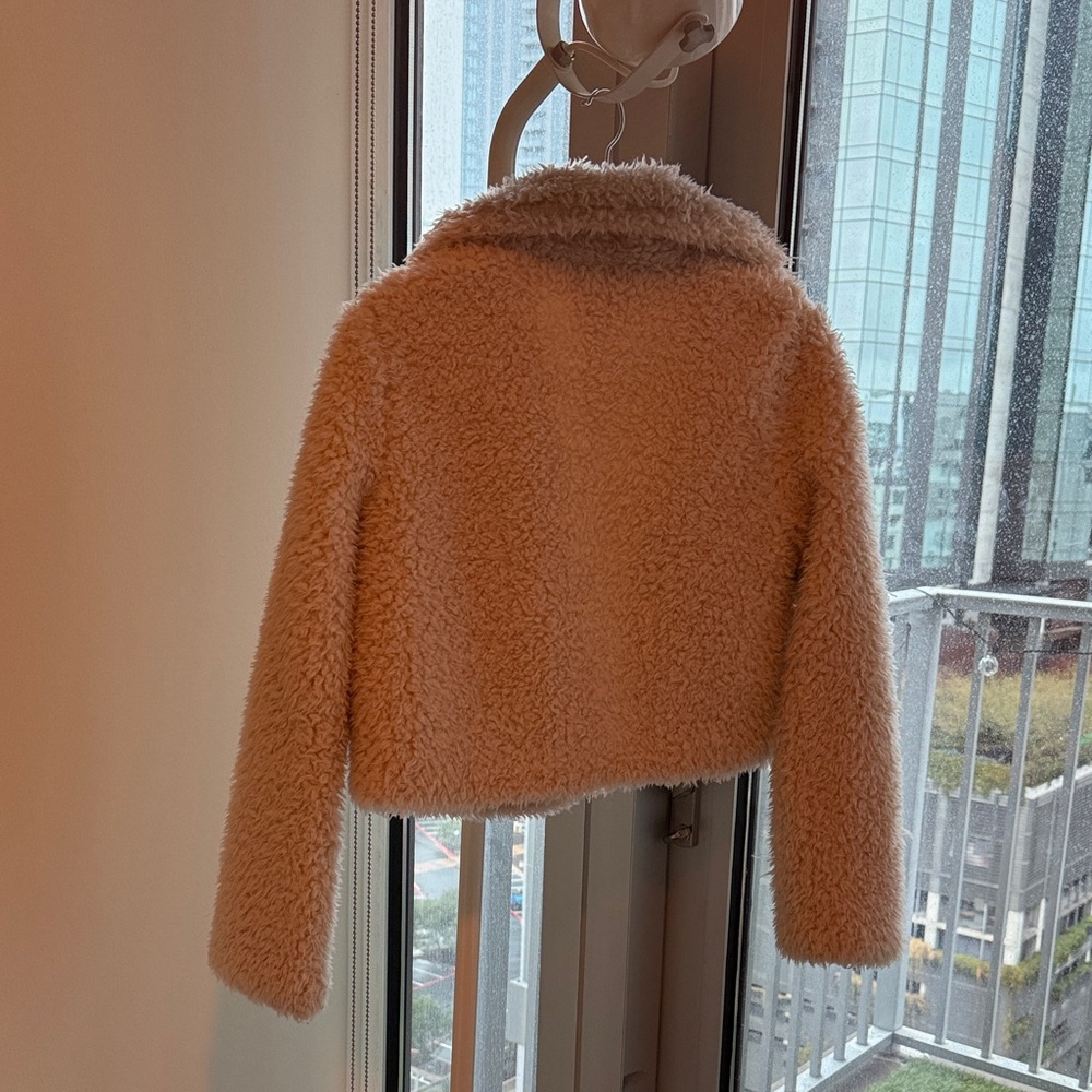 Cream Fuzzy Jacket - Picture 3 of 3